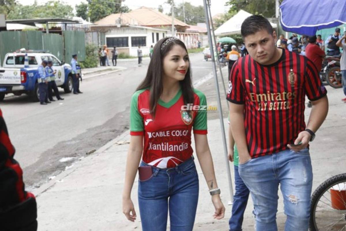 Hermosas chicas y ambientazo en el Yankel Rosenthal para el clásico Marathón-Olimpia