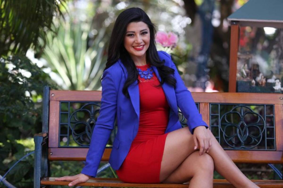 ¡ESPECTACULAR! Las chicas más guapas que posaron para DIEZ en 2016