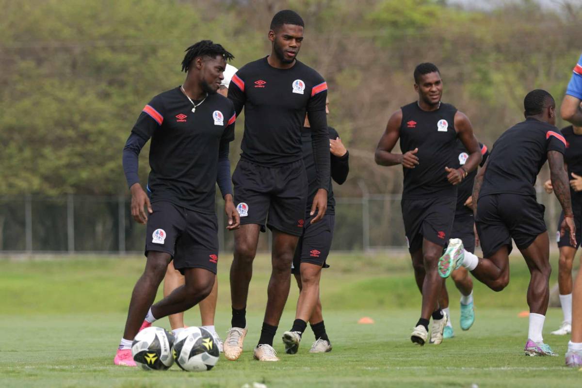La última práctica de Olimpia antes de la final con Marathón: Troglio concentrado y el que entrenó por separado