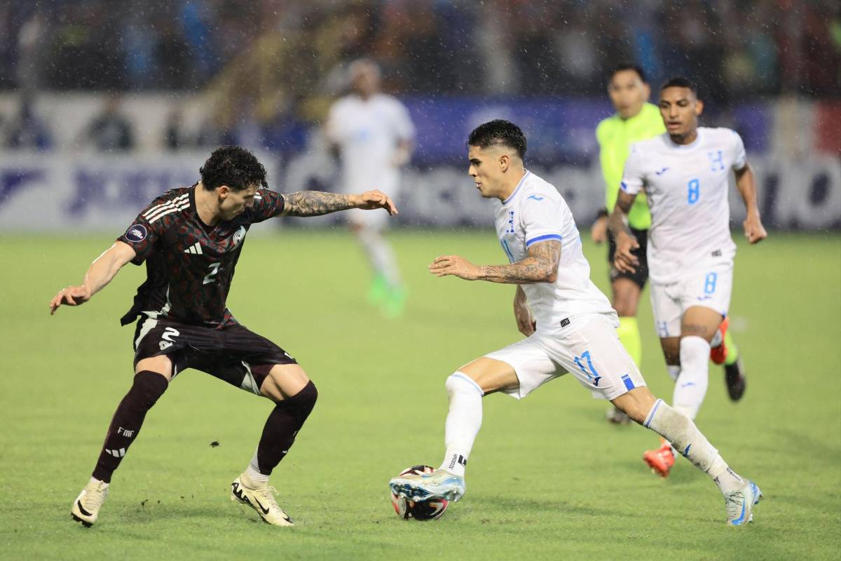 Luis Palma y su noche mágica contra la Selección Mexicana, la marca que impuso con Honduras ¿Por qué tiene moretones en su espalda?
