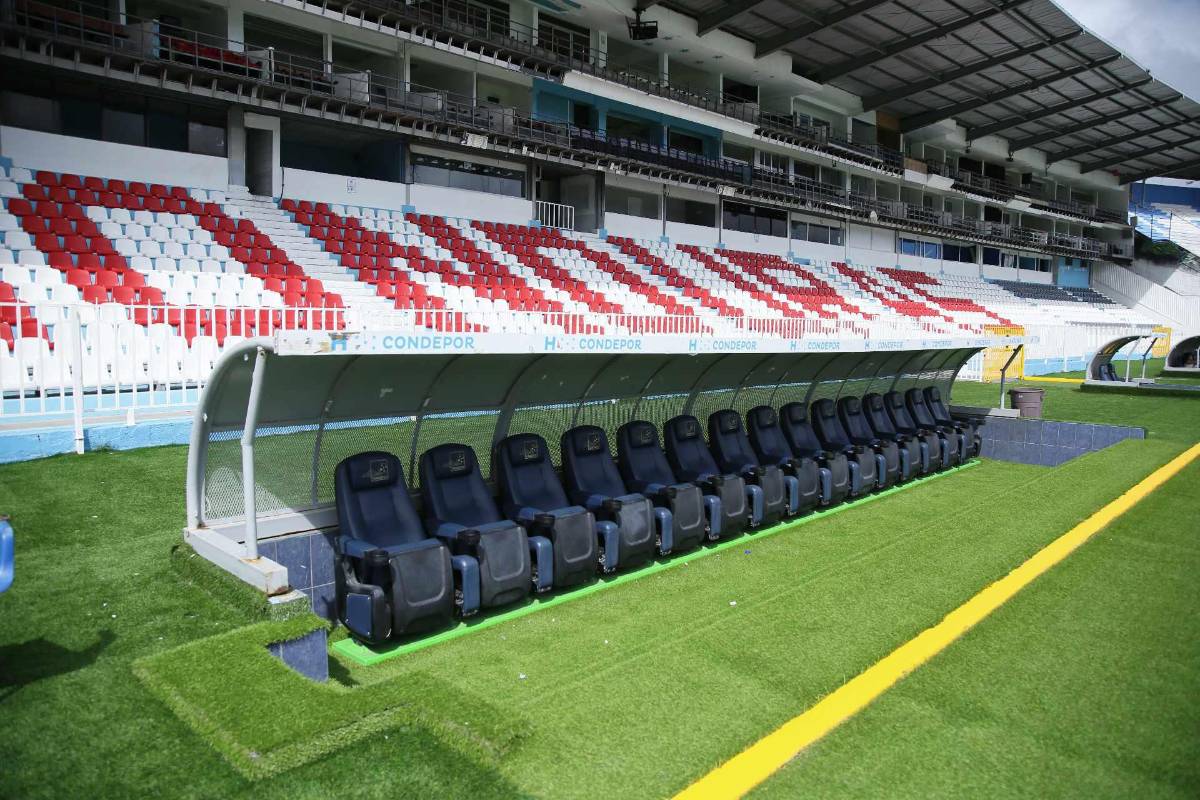 Así embellecen el Estadio Nacional para el Honduras - México: mantenimiento especial y los cambios en la cancha