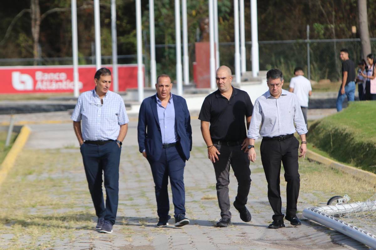 Honduras entrenó pensando en Costa Rica: Con un jugador incorporado de último momento y un “gringo” sorpresa