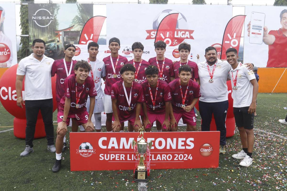 Super Liga Claro 2024: pasión por el fútbol, muchos goles y alegría total