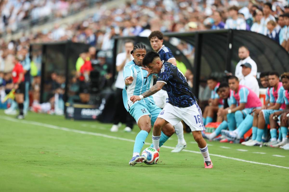 ¿Messi cambió camisa? La modelo y abrazo de hermanos en el Honduras vs Argentina