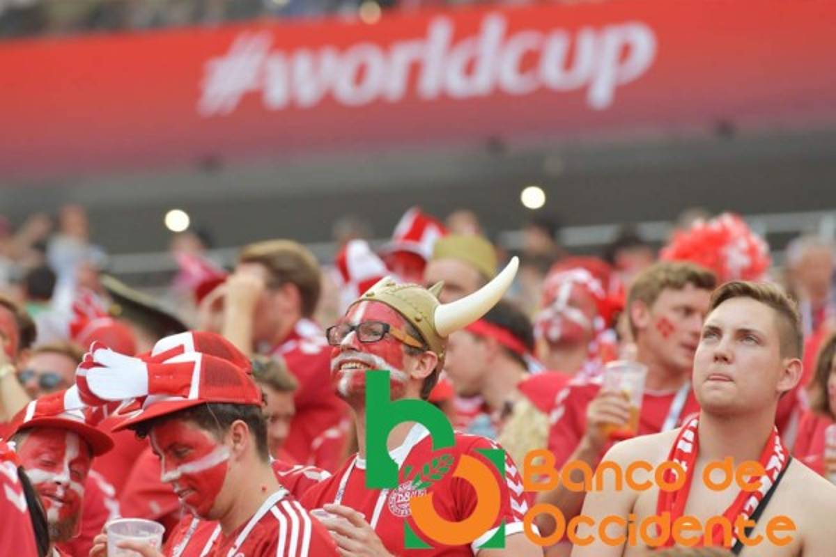 EL COLOR: Francia se adueña del grupo C y se instala en octavos con Dinamarca