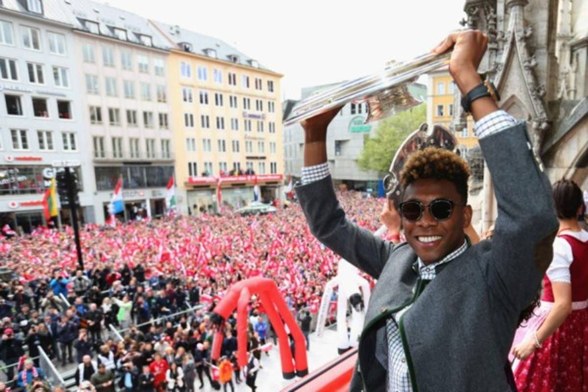 La espectacular celebración del Bayern Munich con su gente en la ciudad