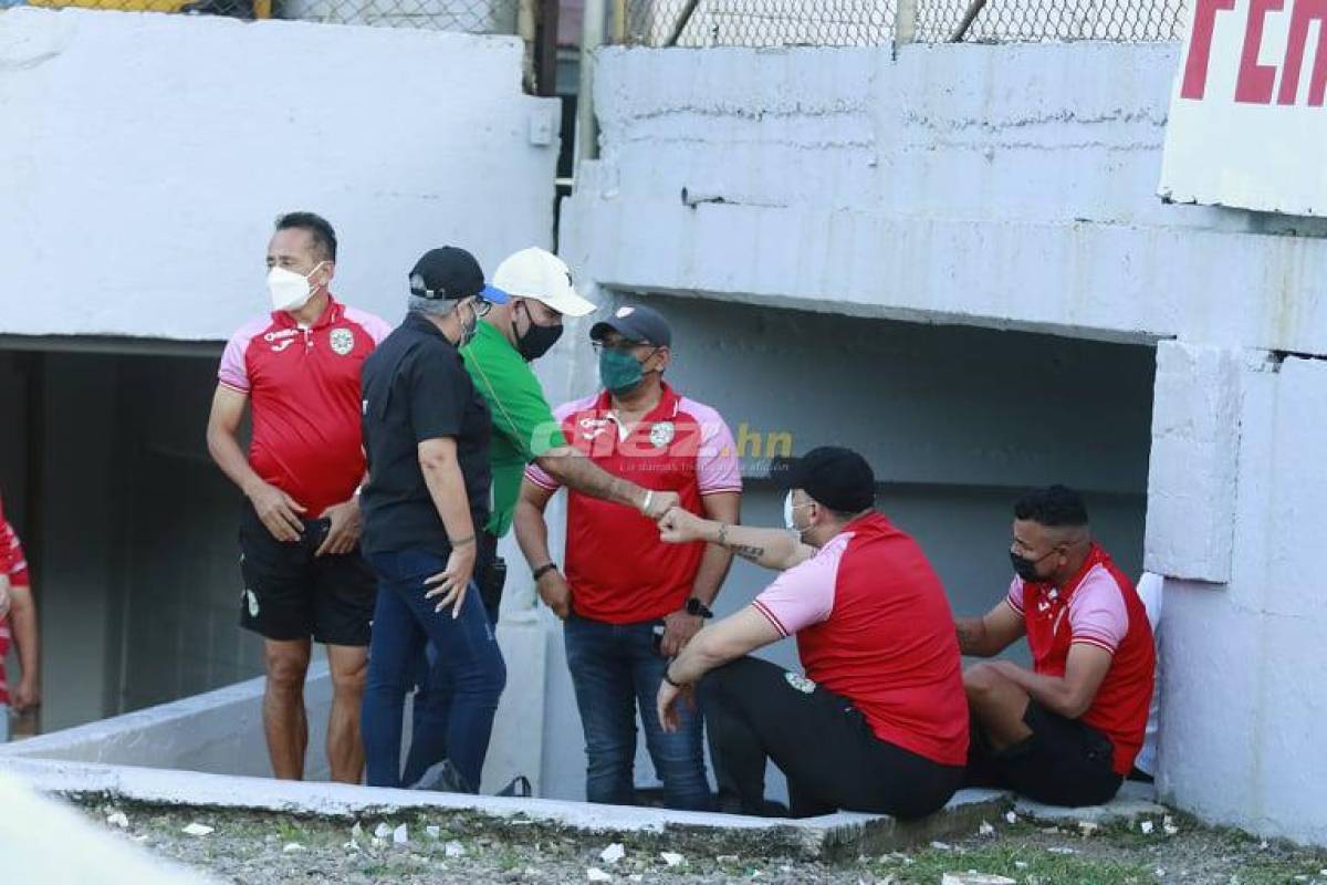 Listos para su debut: Así llegó la plantilla de Marathón para su estreno en el Morazán contra Platense