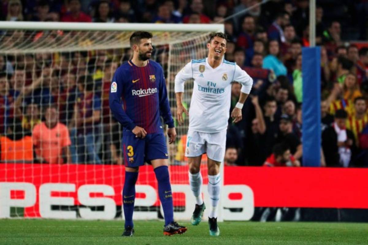 NO SE VIO POR TV: El saludo de Cristiano con Messi y el gesto de Piqué con CR7