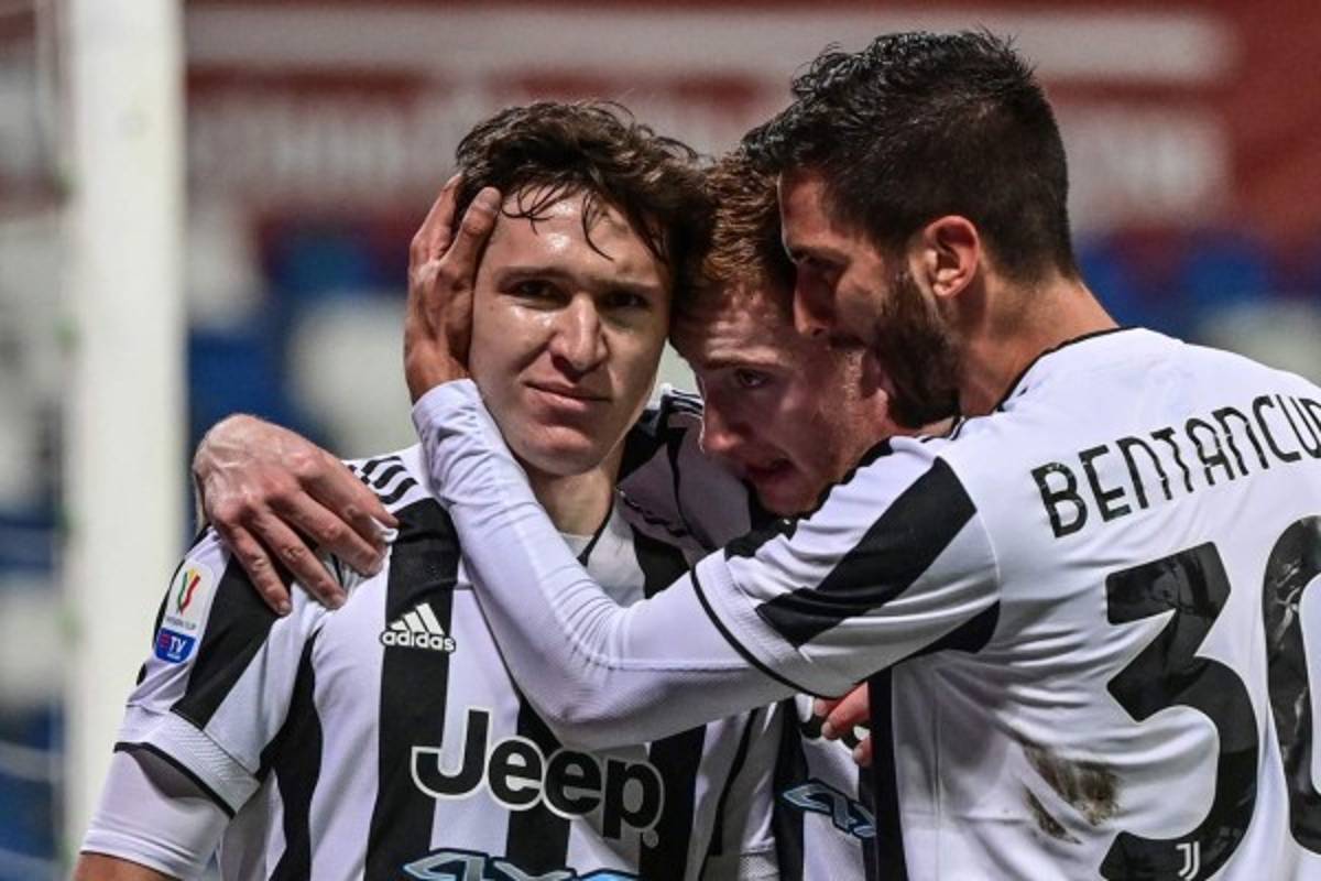 Cristiano, en ropa interior, y Buffon homenajeado: Así fue la celebración de la Juventus tras ganar la Coppa Italia