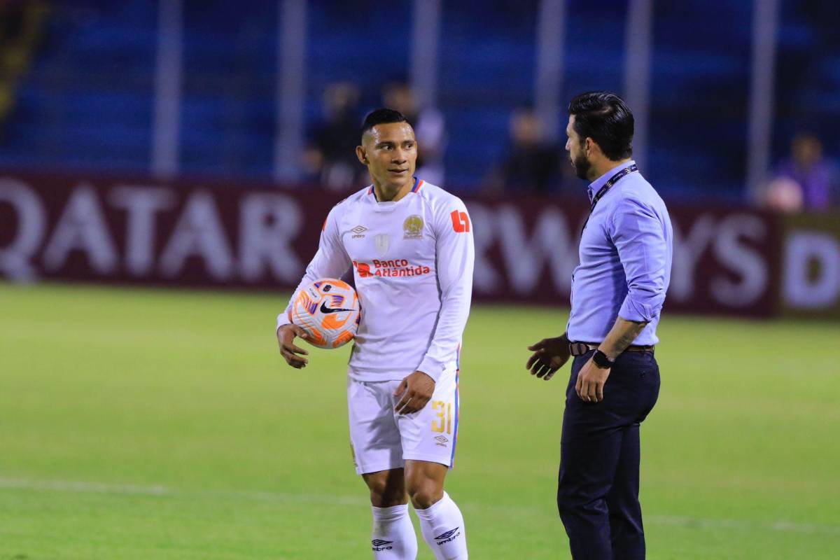 Se olvidó de su lesión y se fue al estadio, lo que Maylor y José García andaban en el pelo y nadie se dio cuenta y ¿con quién celebró Benguché?