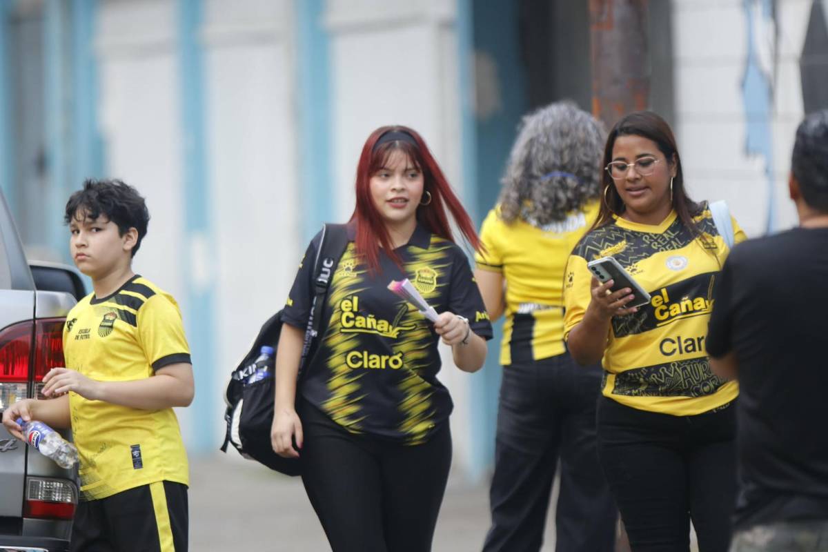 El clásico más lindo de Honduras: las bellas chicas que se engalanaron el Real España-Olimpia ¿Quién es la modelo?