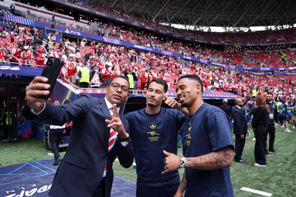 Fiestón en Budapest por el PSG-Arsenal en la gran final de la Champions
