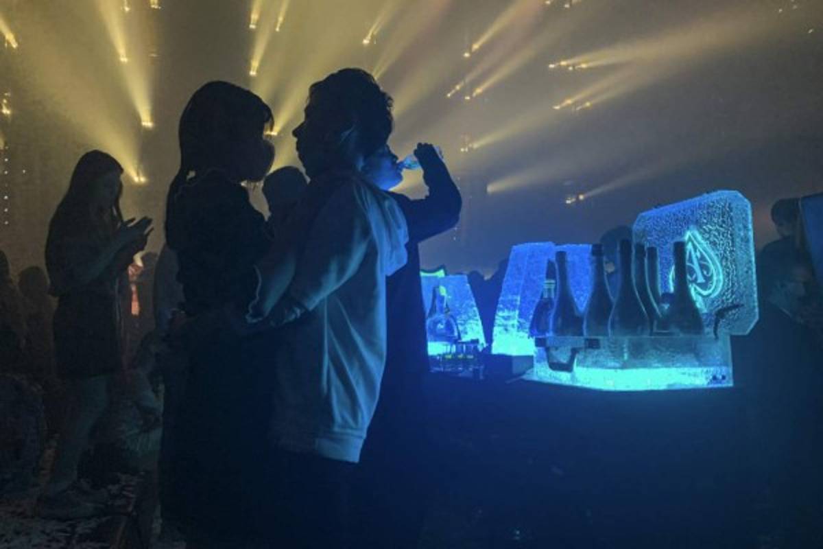 COVID-19: El tremendo fiestón en las discotecas de Wuhan mientras aumentan las muertes en el mundo