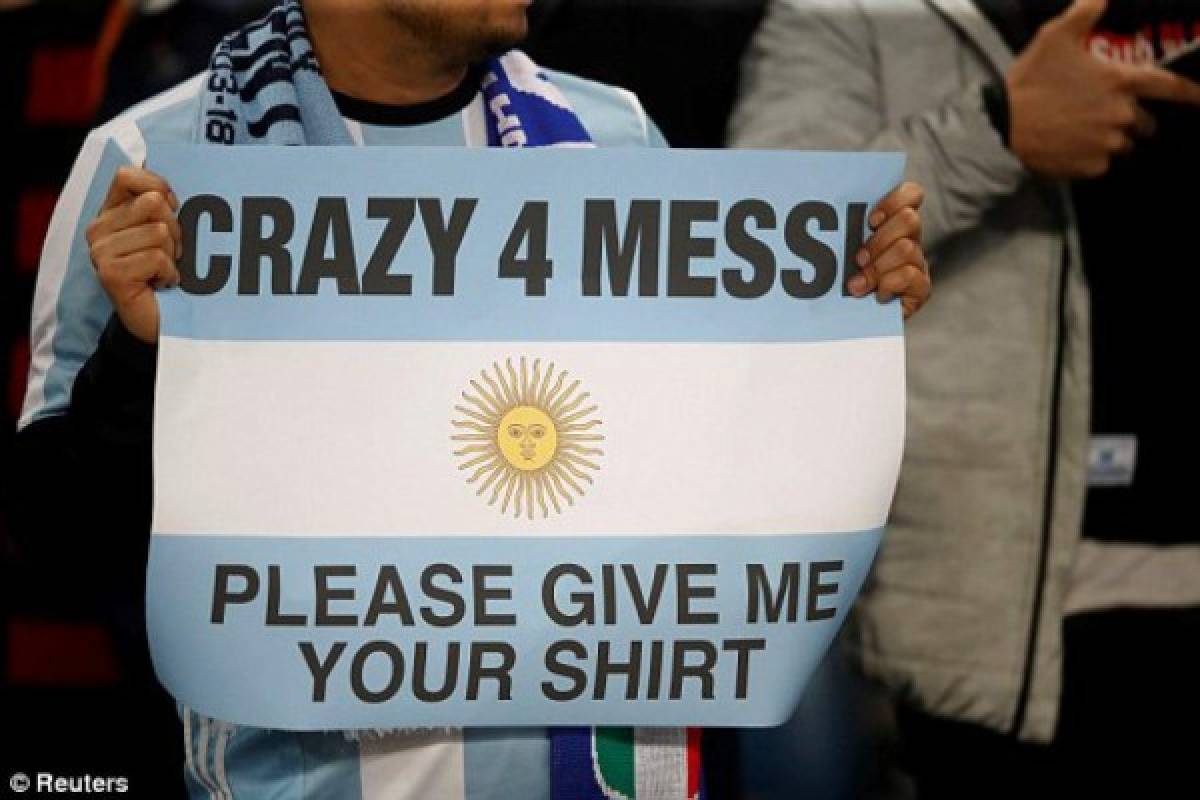 En fotos: La locura en Manchester por Messi, la celebración de Salah y el cabezazo de Cristiano
