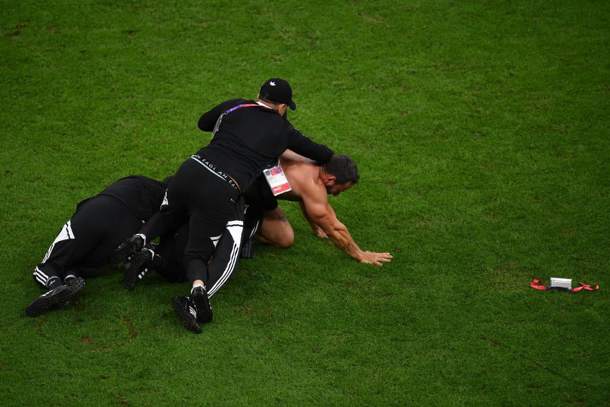 FOTOS: el desafiante festejo de Messi tras su récord, Antonella la goza en el palco, tremendo zafarrancho y Argentina explota