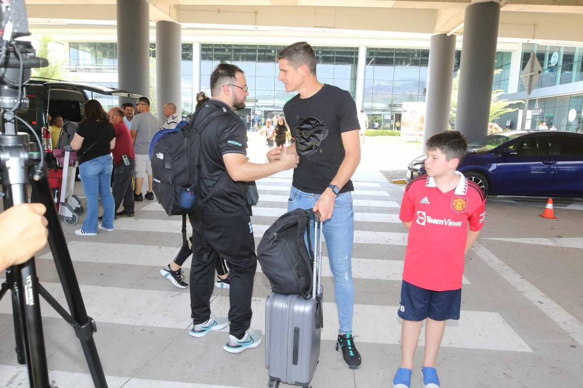 Rougier el más asediado, el percance de Edwin Rodríguez, el tierno momento de Najar y, ¿qué buscaba Marcelo Santos?