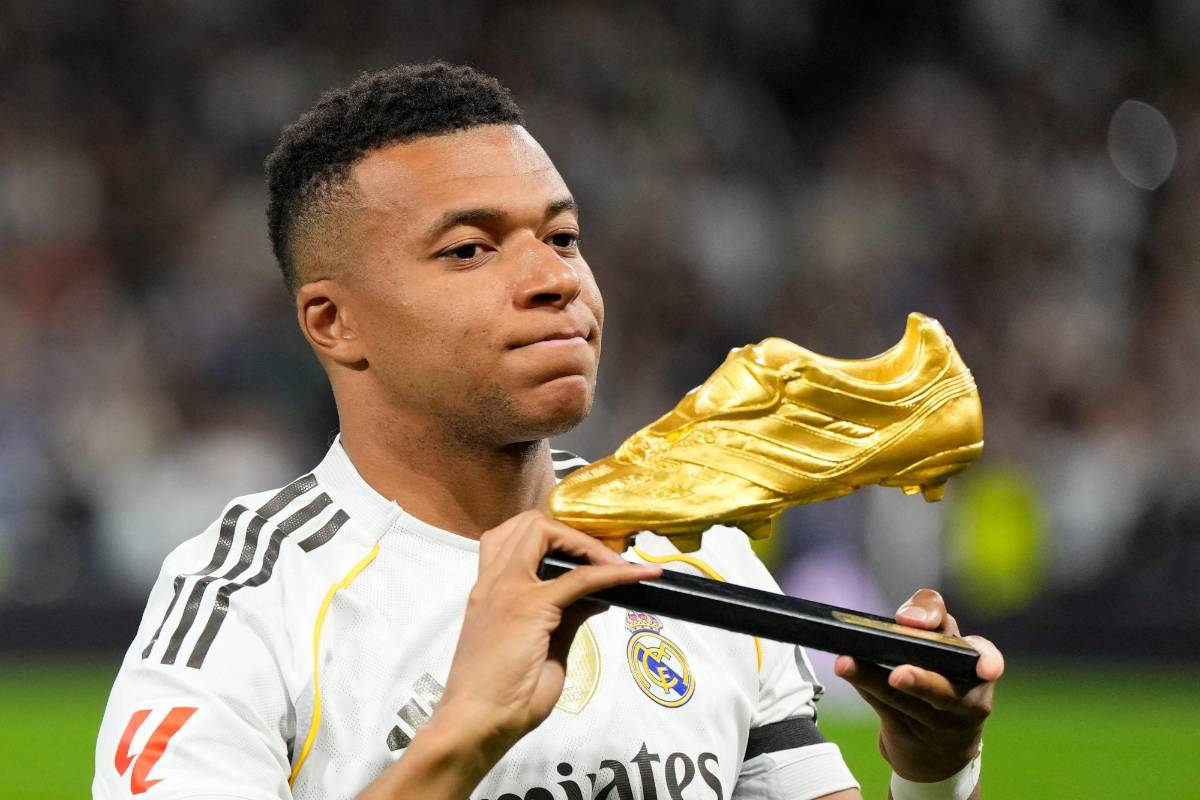 Mbappé y un brutal llamado para dejar el Madrid: 180 millones por su traspaso