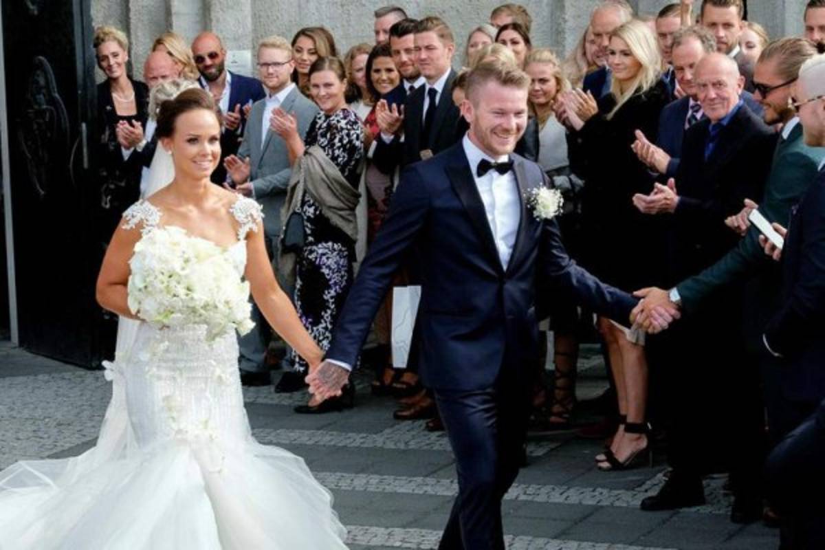 FOTOS: La 'mamá fitness” le llaman a la bella esposa del capitán de Islandia