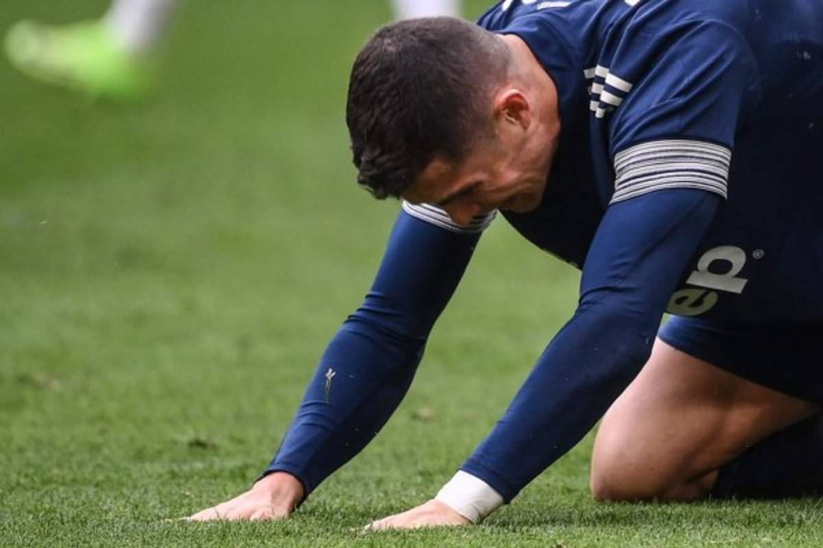 De rodillas y destruido: las duras imágenes de Cristiano Ronaldo tras sufrir otro ridículo con la Juventus
