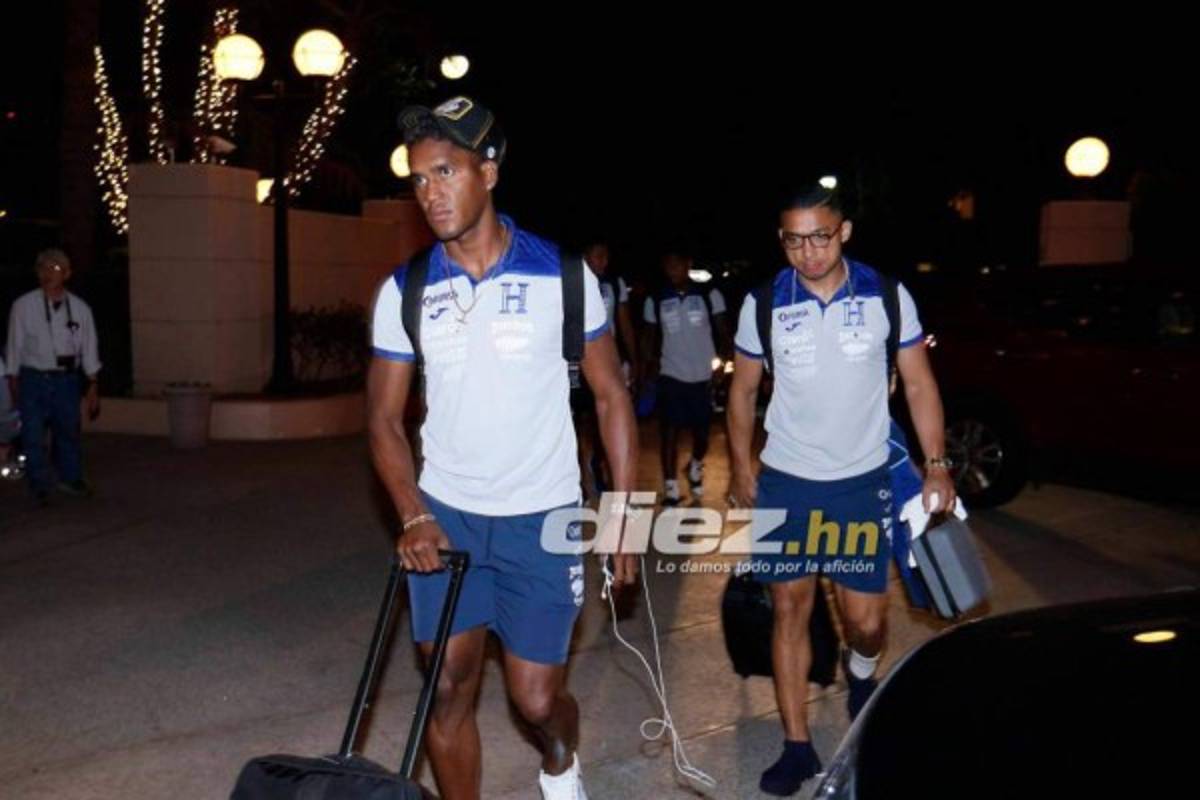 Rostros tristes, abatidos y un desertor: Así fue la llegada de Honduras a Los Ángeles