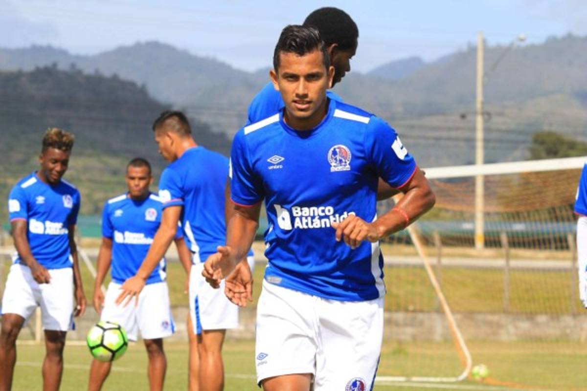El rejuvenecido Olimpia que ilusiona a su afición en este torneo Apertura  