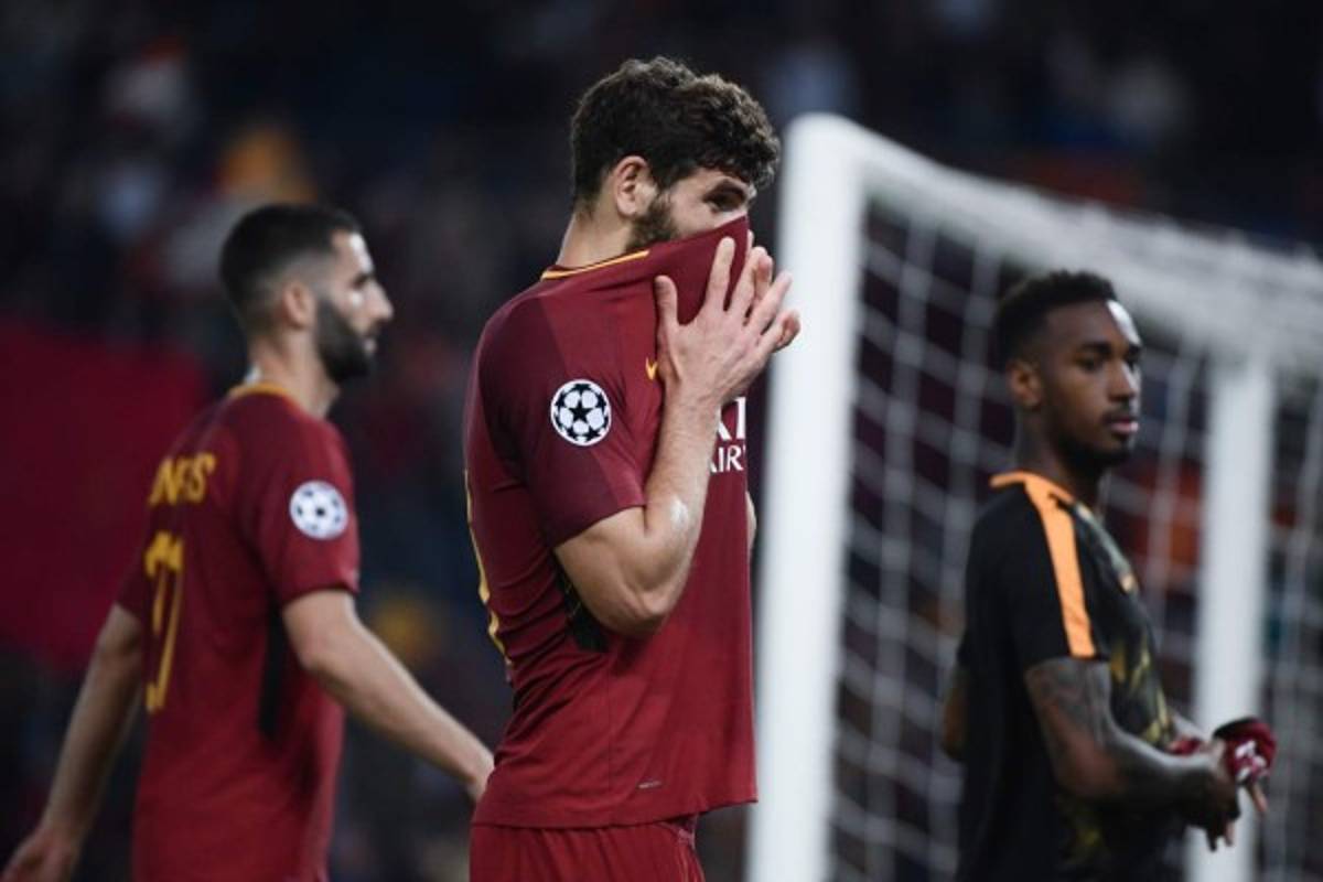 Lo que no se vio en TV: Eufórica celebración de Liverpool y Salah consuela a sus excompañeros