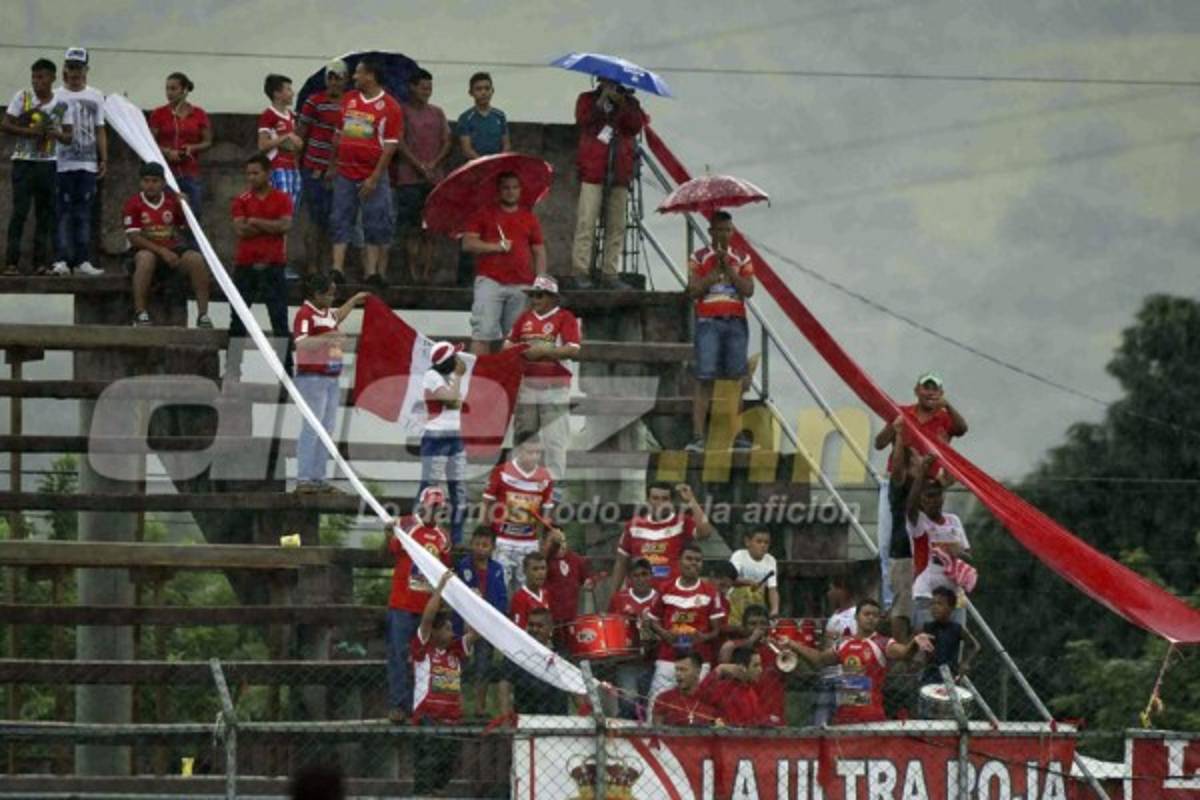 Las imágenes que no te mostró la televisión de la jornada 12  