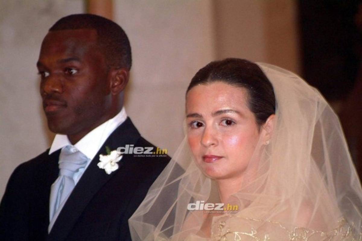 David Suazo desmiente la 'leyenda urbana' sobre su esposa, la italiana Elisa Secchi