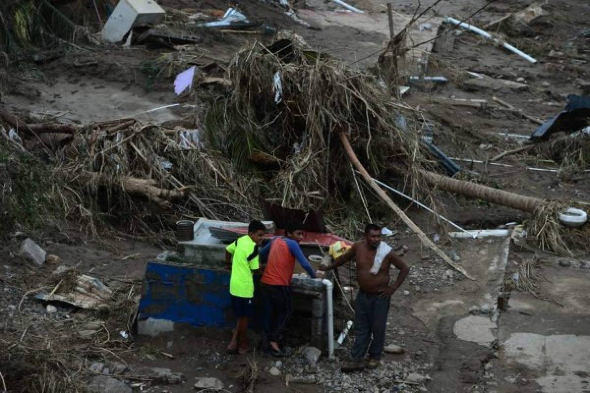 Sube a 23 número de muertos en Honduras por ciclón Eta