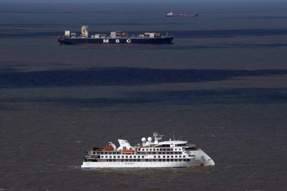 Greg Mortimer, el crucero que atracó en Montevideo con más de 100 casos de coronavirus