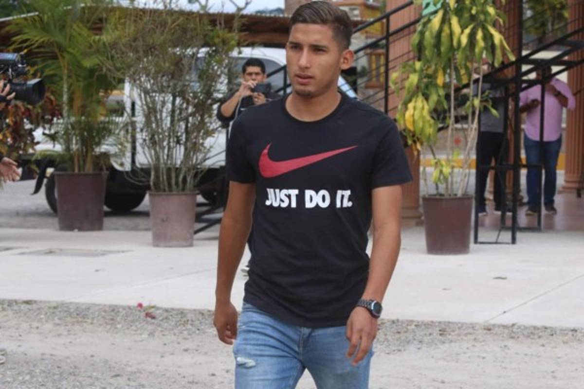 FICHAJES: Cristian Cálix al extranjero y Real España busca tres jugadores de Olimpia