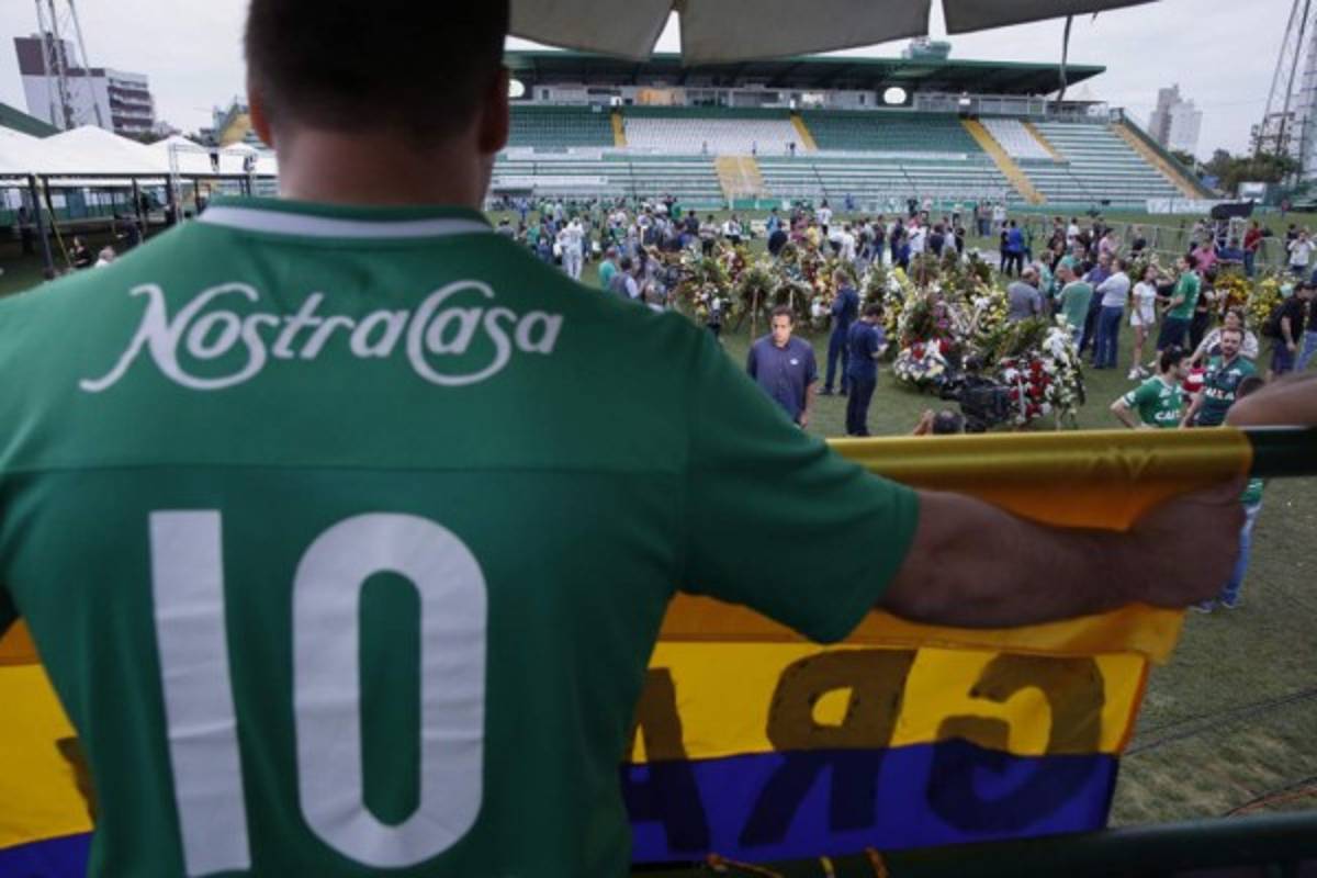¡Durísimo! Las imágenes de la repatriación de jugadores del Chapecoense