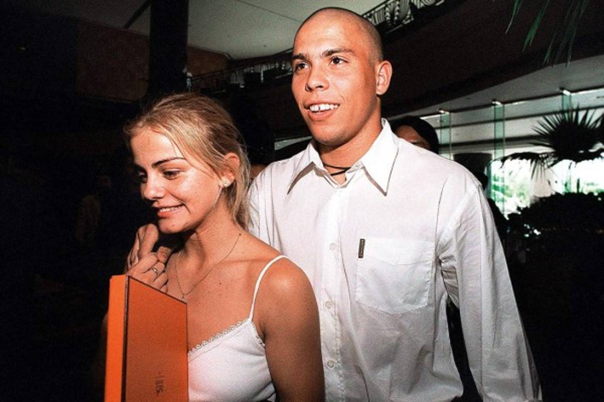 Hermosas novias y esposas de los mejores futbolistas del mundo que han confesado ser infieles