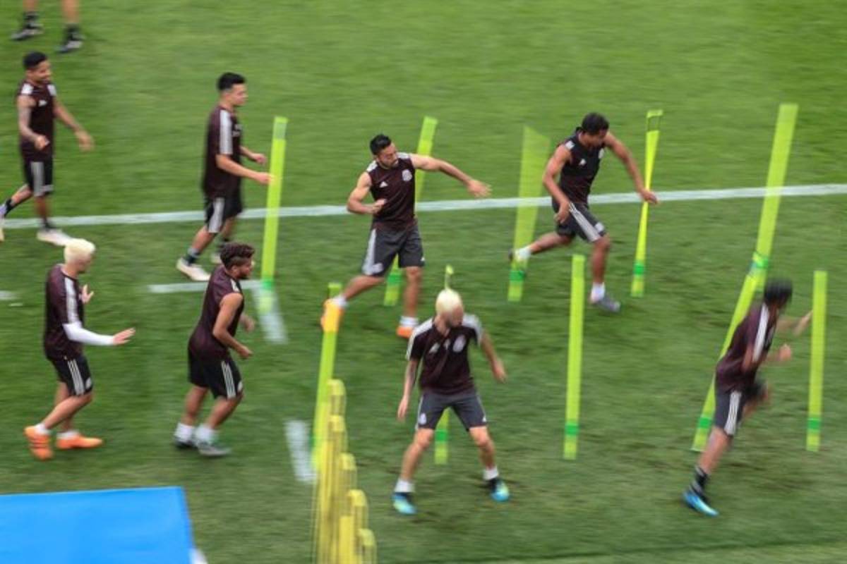 Las curiosidades que se vieron en el entreno de Brasil y México previo a la batalla