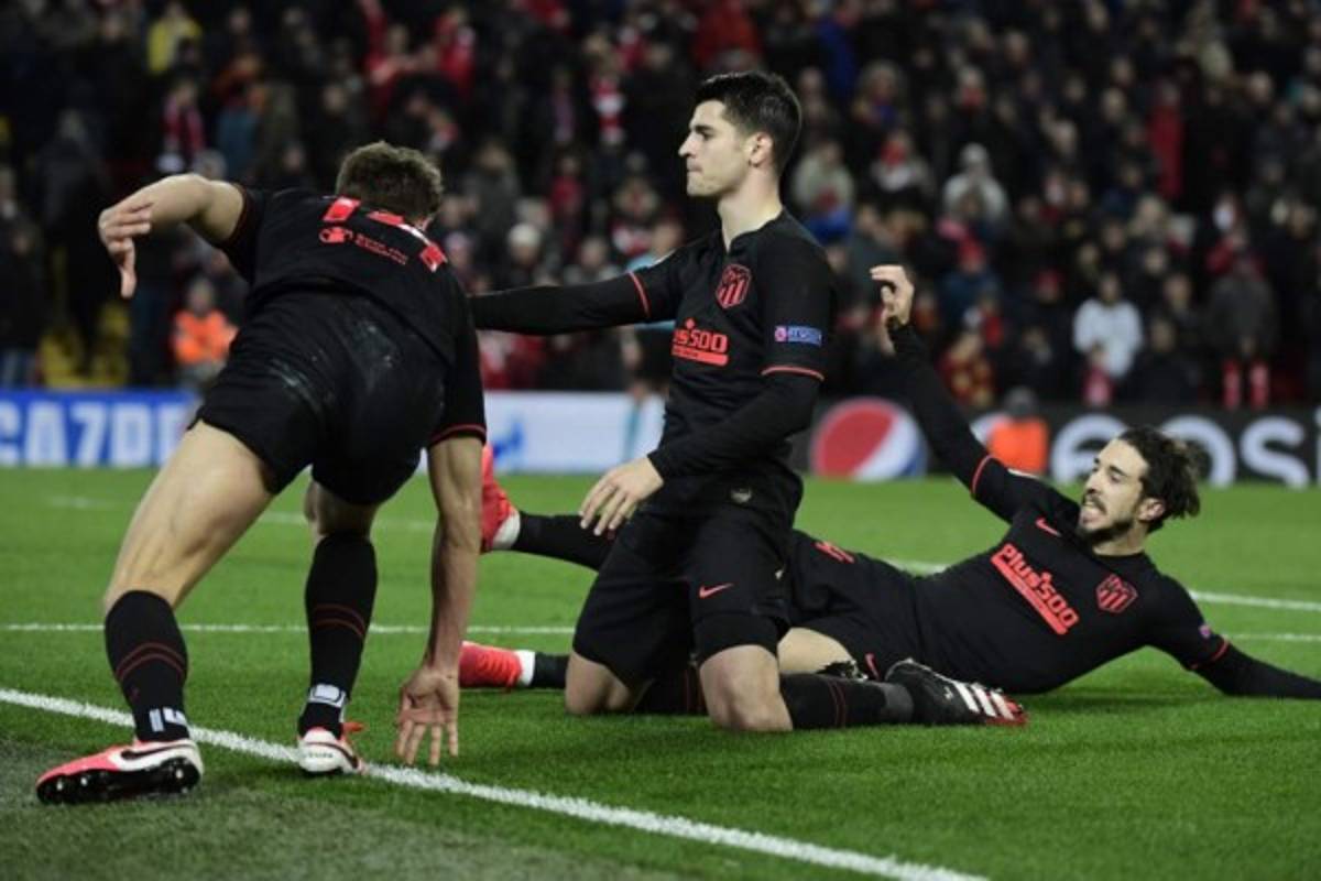 Cholo Simeone enloquece en Anfield; Jürgen Klopp muy triste pide perdón