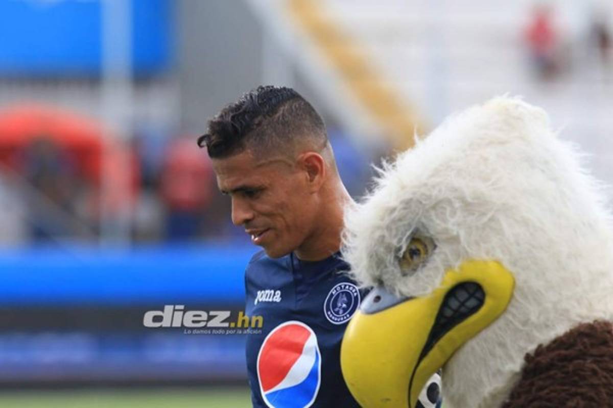 NO VISTE EN TV: Los recogepelotas, el gesto de Licona y la plática Tato-Diego