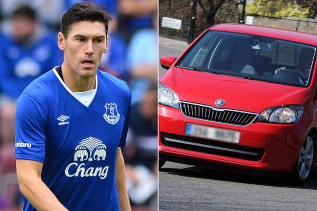 Los 10 cracks de fútbol que manejaron carros que podría tener cualquier persona