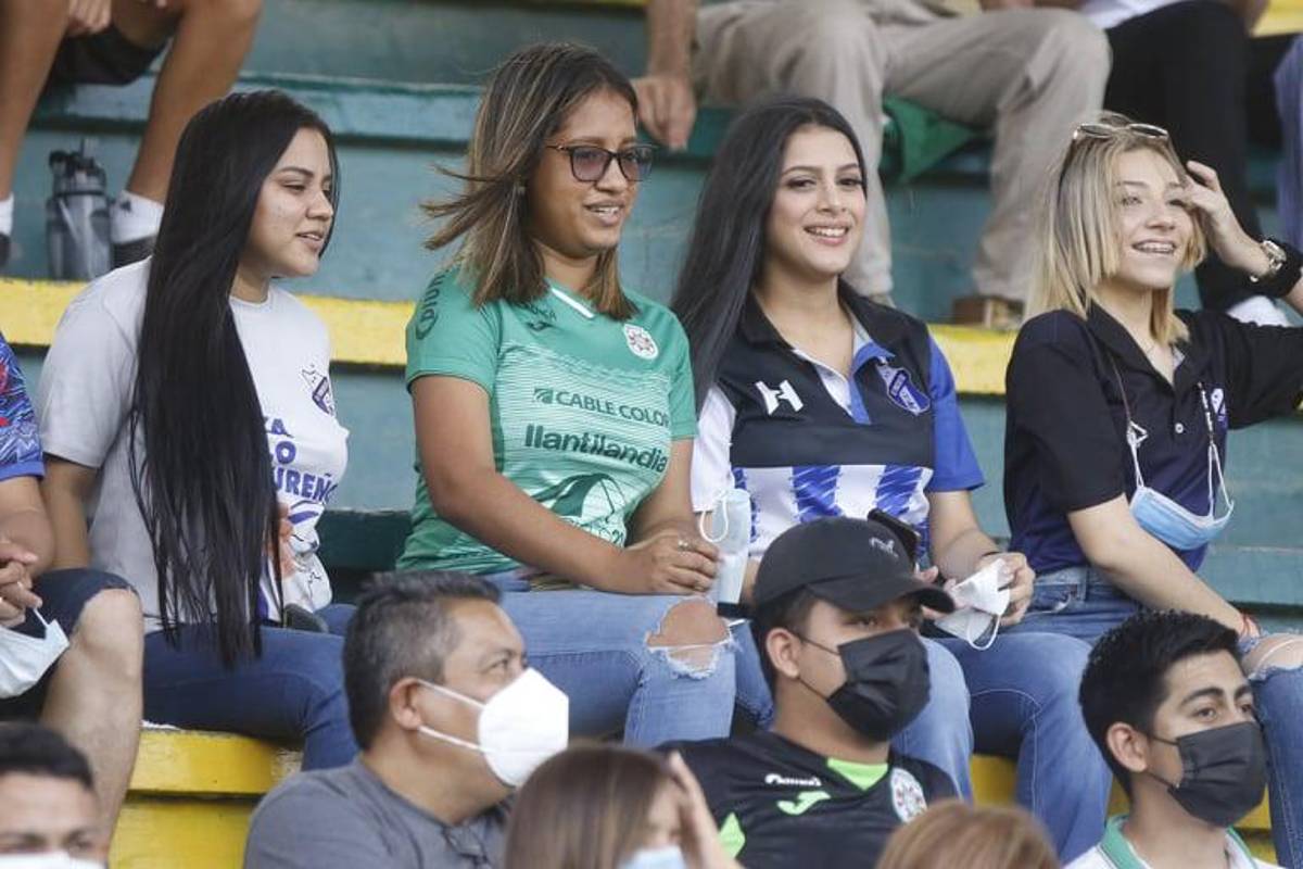 Las fotos más curiosas que dejó la jornada 5: chicas bellas, Héctor Vargas en el Morazán ¡y sub-20 de Victoria debuta sin jugar!