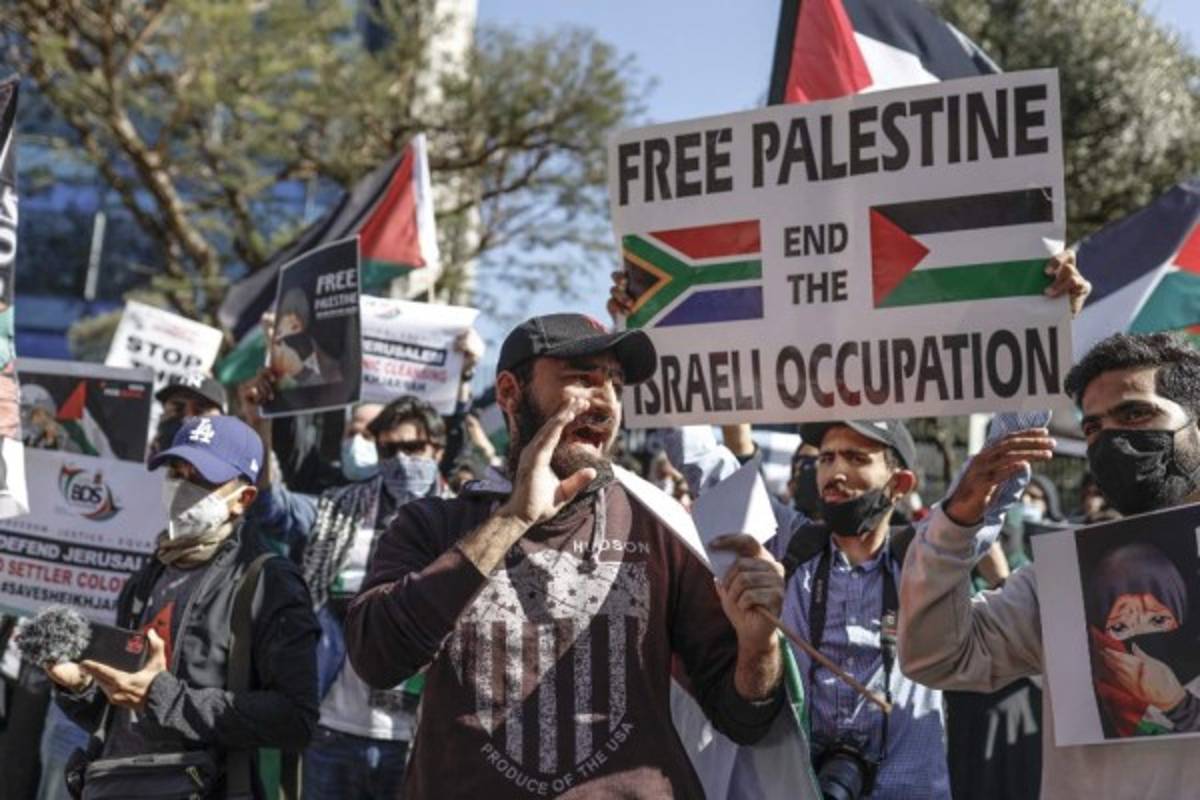 Un infierno: las dolorosas imágenes del bombardeo de Israel en Gaza tras el lanzamiento de cohetes en Jerusalén