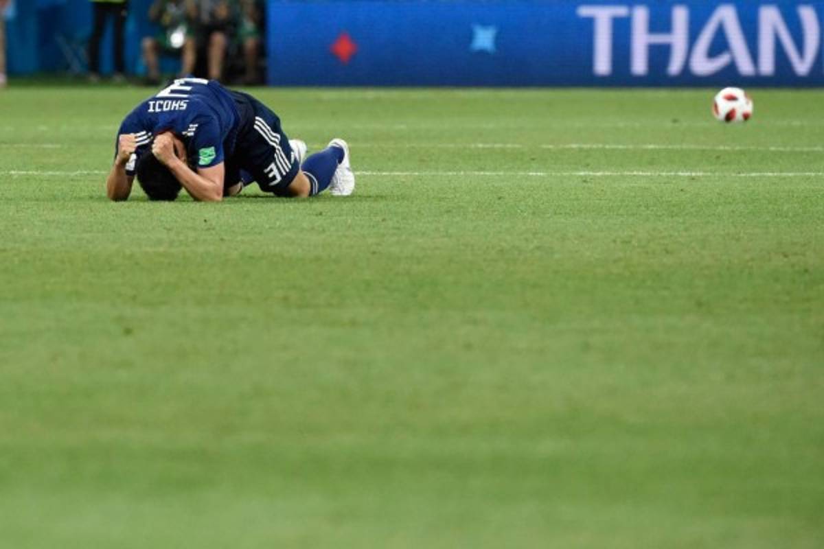 NO SE VIO EN TV: Besote en las gradas y el llanto de Japón tras quedar fuera de Rusia 2018