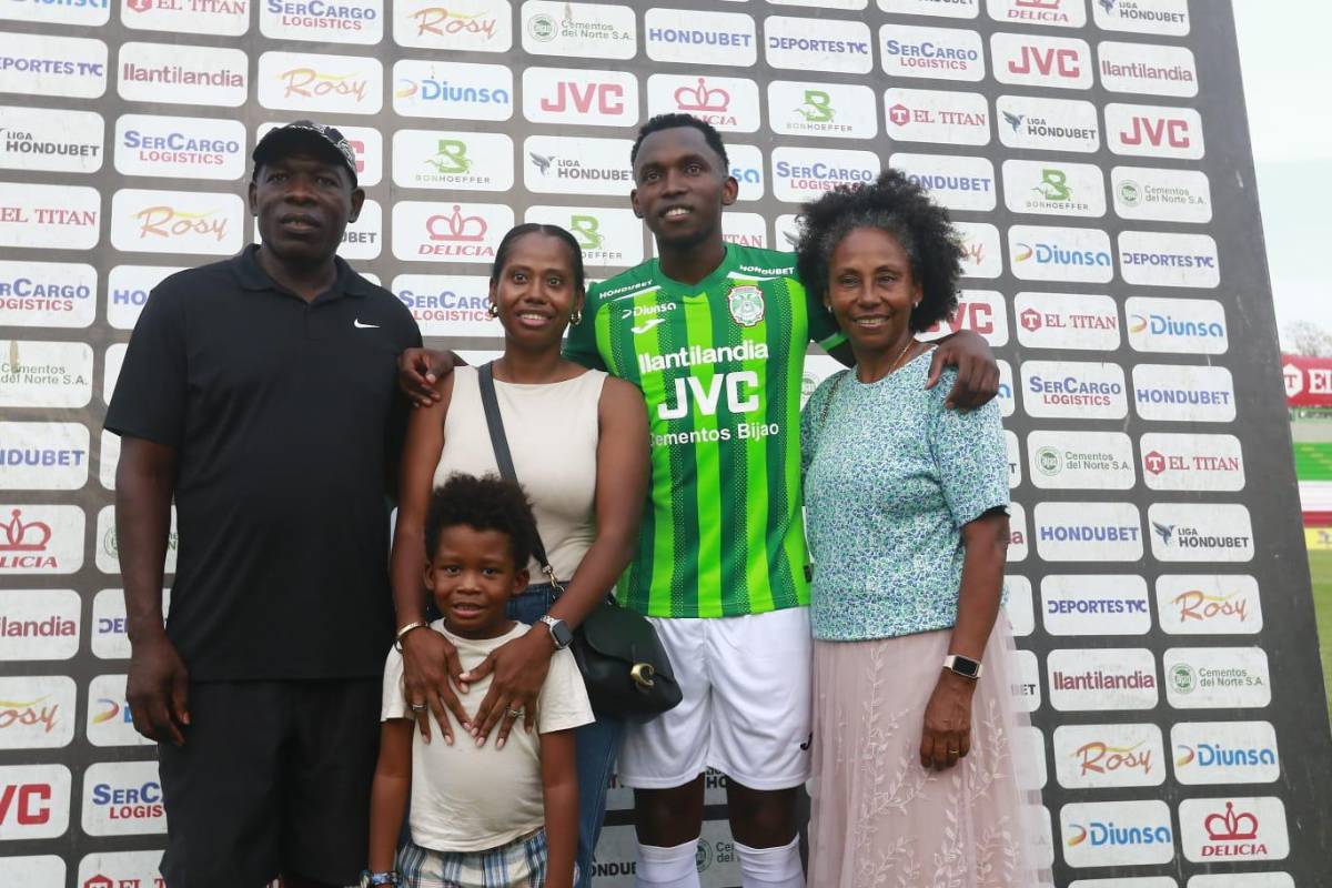 Presentación de Alberth Elis en Marathón: Abrazos, lealtad y recuerdo de Orinson