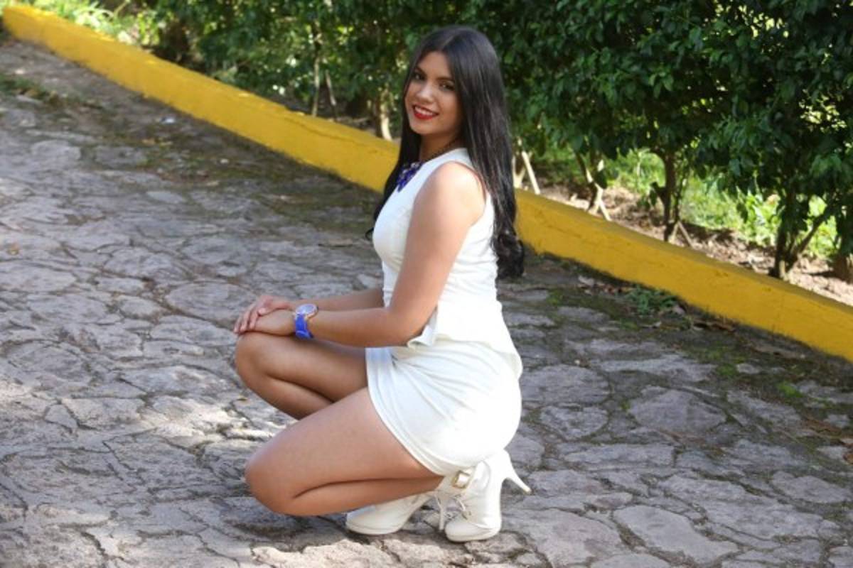 Ella es Katherin Moncada, la bella modelo de programa de televisión