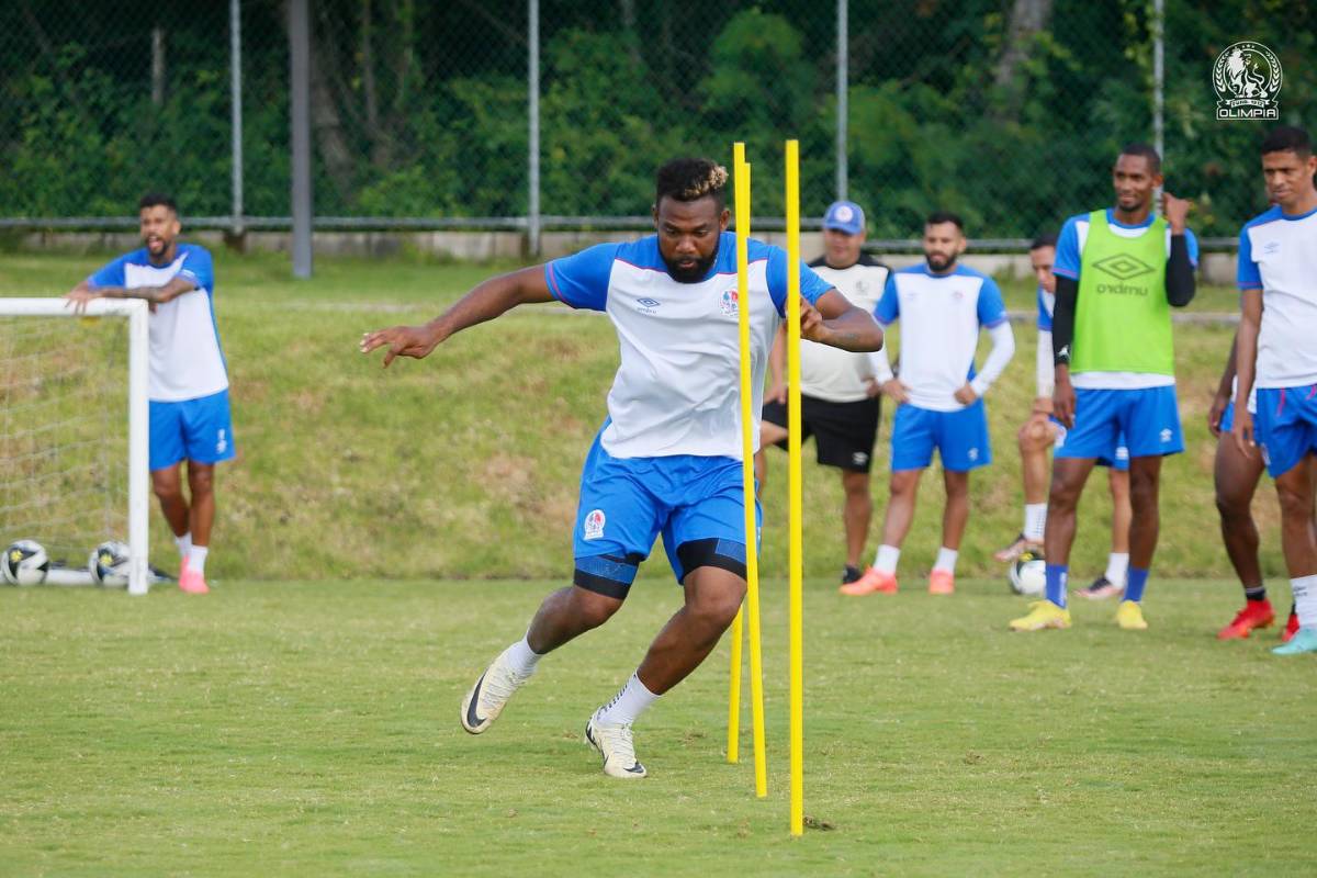 ¿Juegan Arboleda y Edrick? Olimpia modifica el 11 titular ante las bajas y tendrá un debutante contra Lobos UPN