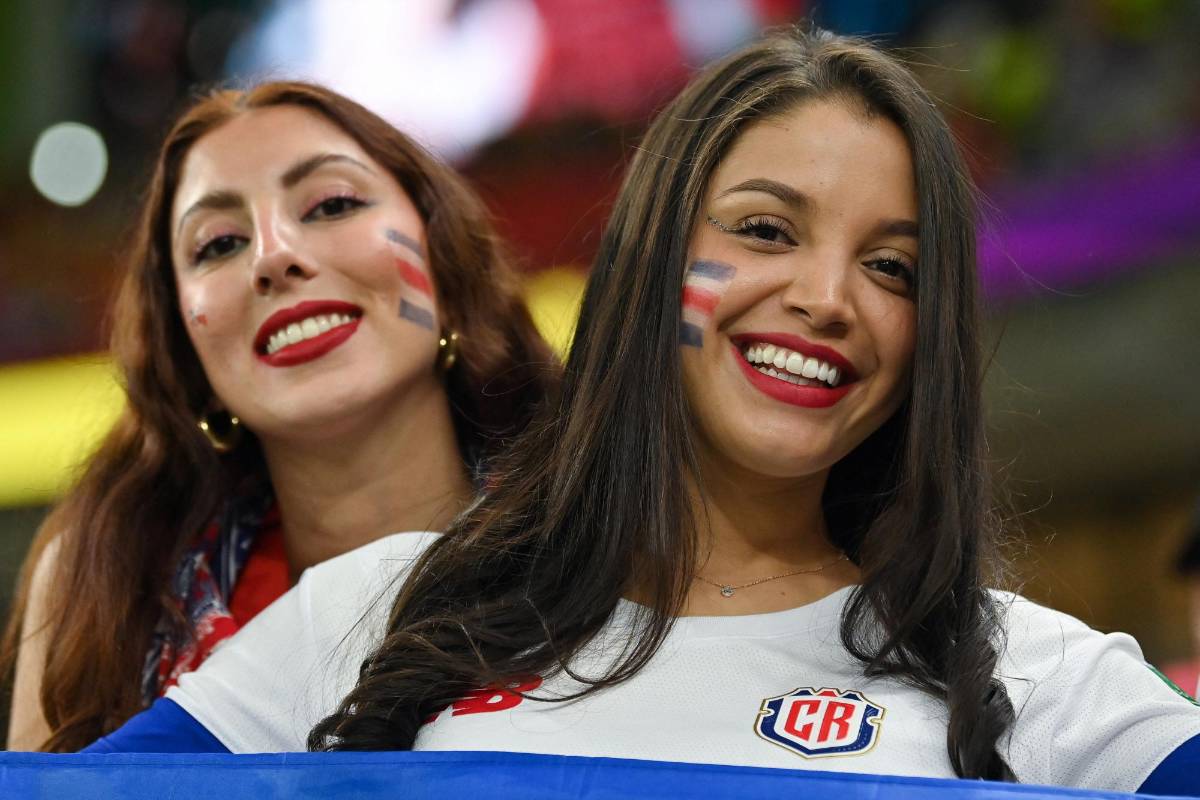 El reconocido DT que llegó a apoyar a Costa Rica, la charla Luis Enrique-Suárez y ¿quién era la preciosa tica en las gradas?