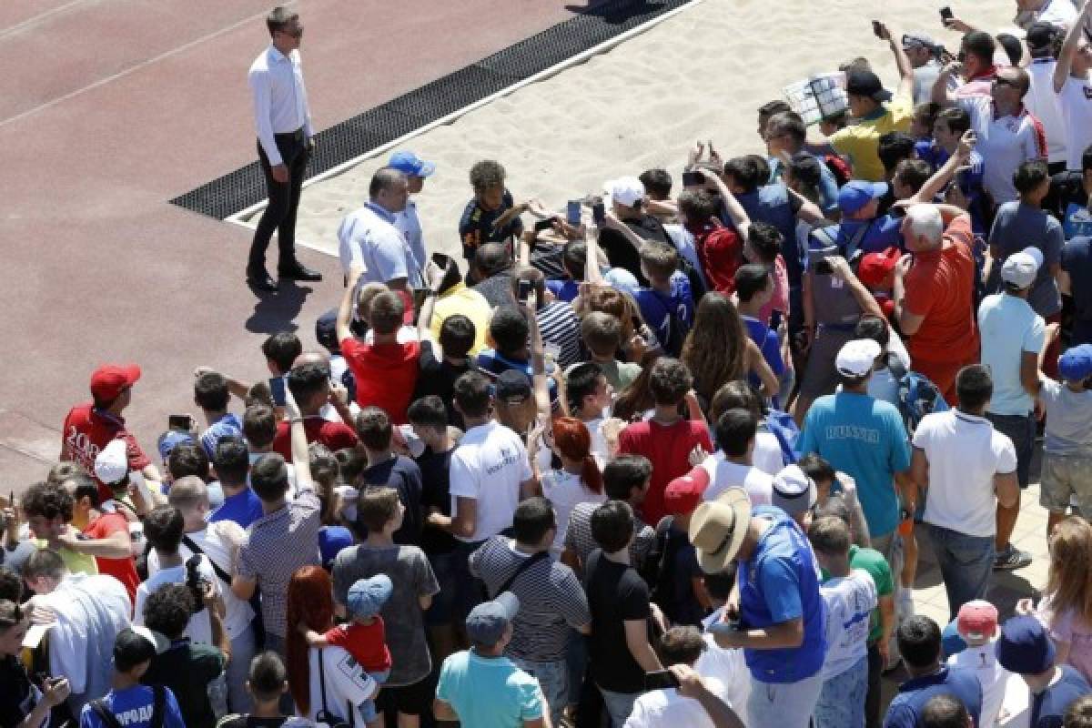 El ataque con huevos de Neymar a Coutinho en el entrenamiento de Brasil en Rusia