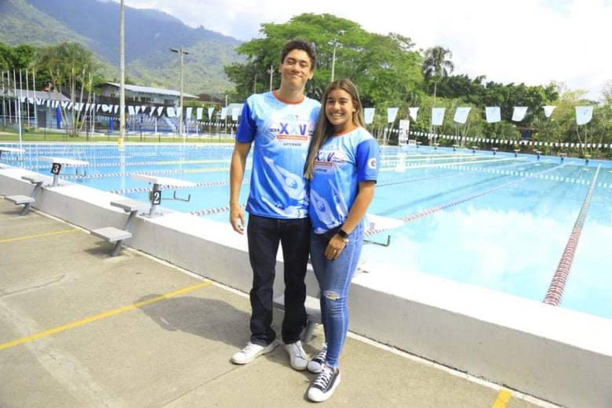 Gabriel Martínez y Michelle Ramírez son dos detacados nadadores del equipo Delfines Sampedranos que buscarán mejorar sus marcas personales en este torneo.