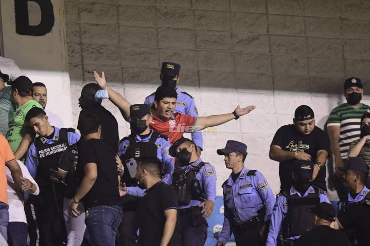 El pleito en las gradas del Olímpico, el eufórico festejo de Héctor Vargas ante su ex y la frustración de Keosseián