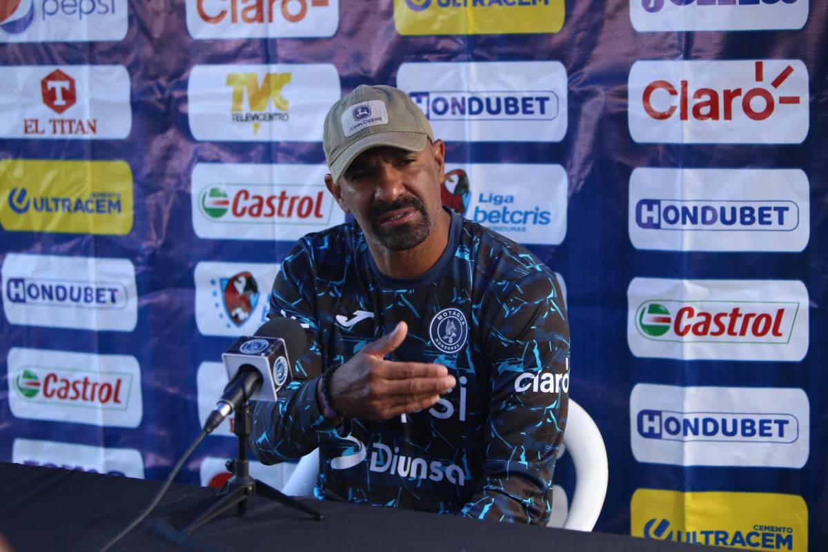 Ninrod Medina en conferencia de prensa previo al Motagua vs Olimpia por la jornada 14 del Clausura 2023.