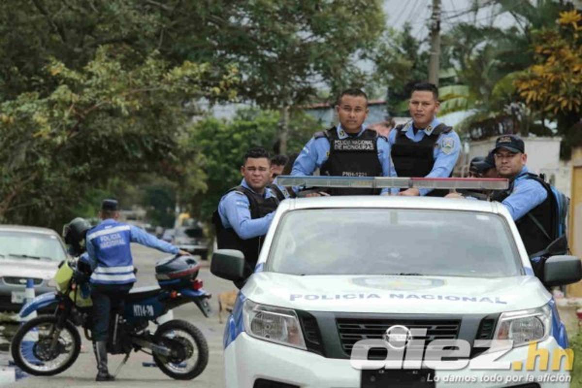 NO SE VIO: Aficionados terminan gaseados por la policía en el clásico sampedrano