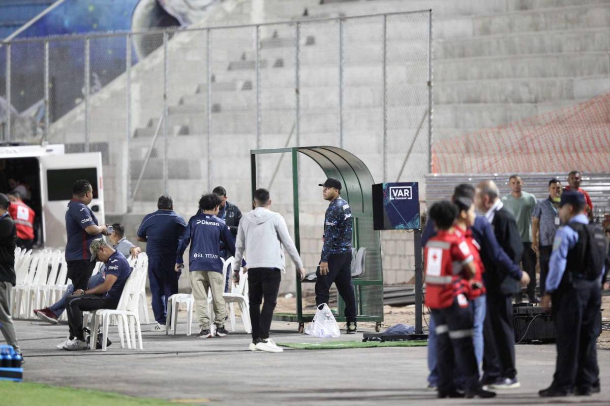 Polémica: Motagua y Cincinnati usarán sillas plásticas en banquillos improvisados para cumplir con Concacaf